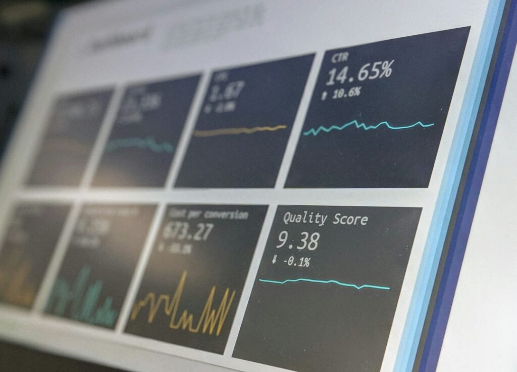 How to Choose and Use an AI Search Engine in 2026 - AI search engine dashboard interface